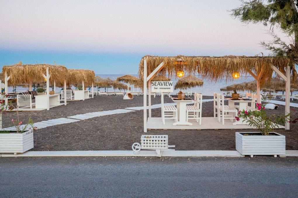Sea View Beach Hotel (Adults Only) 페리볼로스 외부 사진