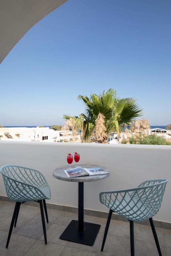Sea View Beach Hotel (Adults Only) 페리볼로스 외부 사진