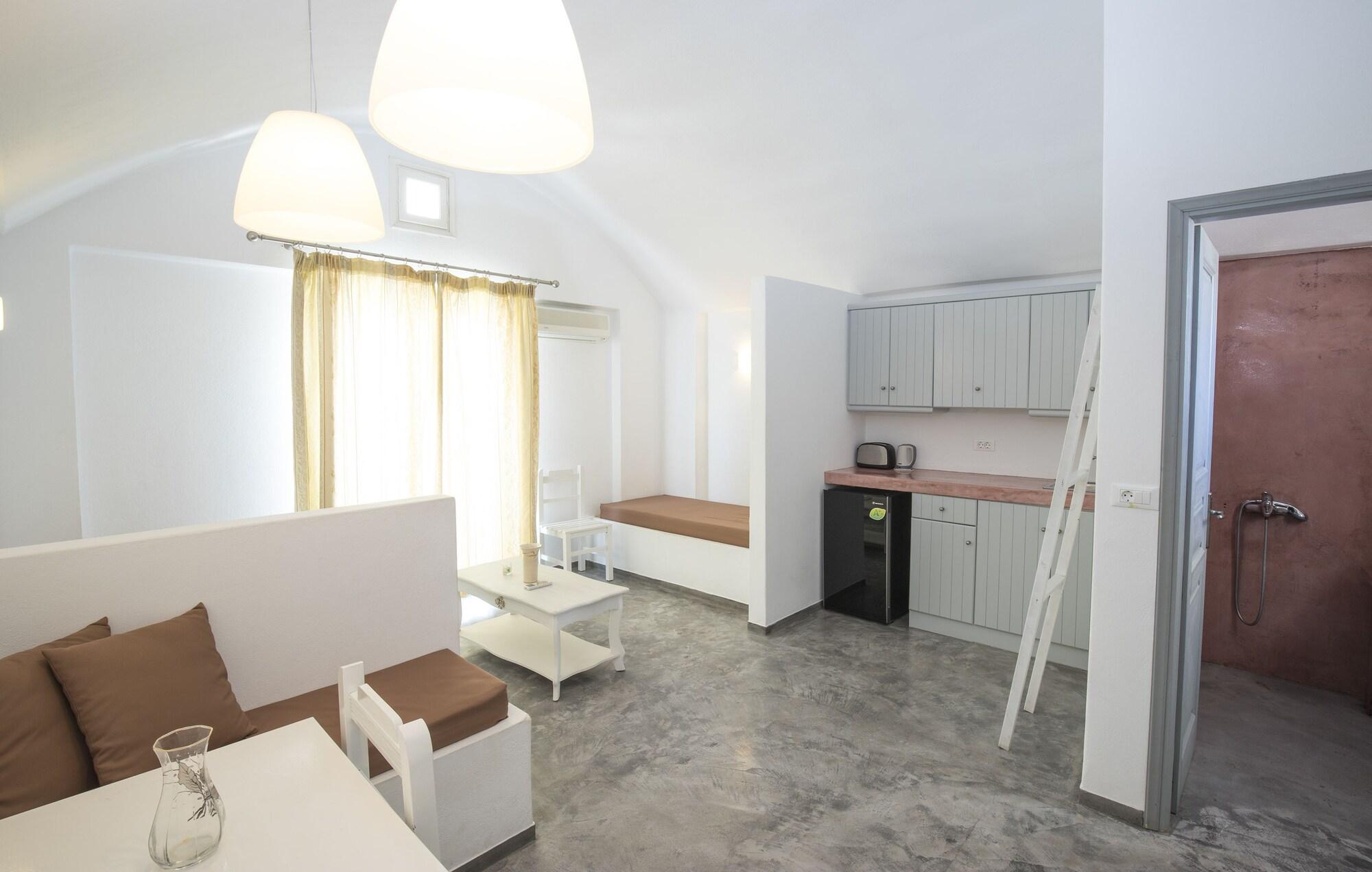 Sea View Beach Hotel (Adults Only) 페리볼로스 외부 사진